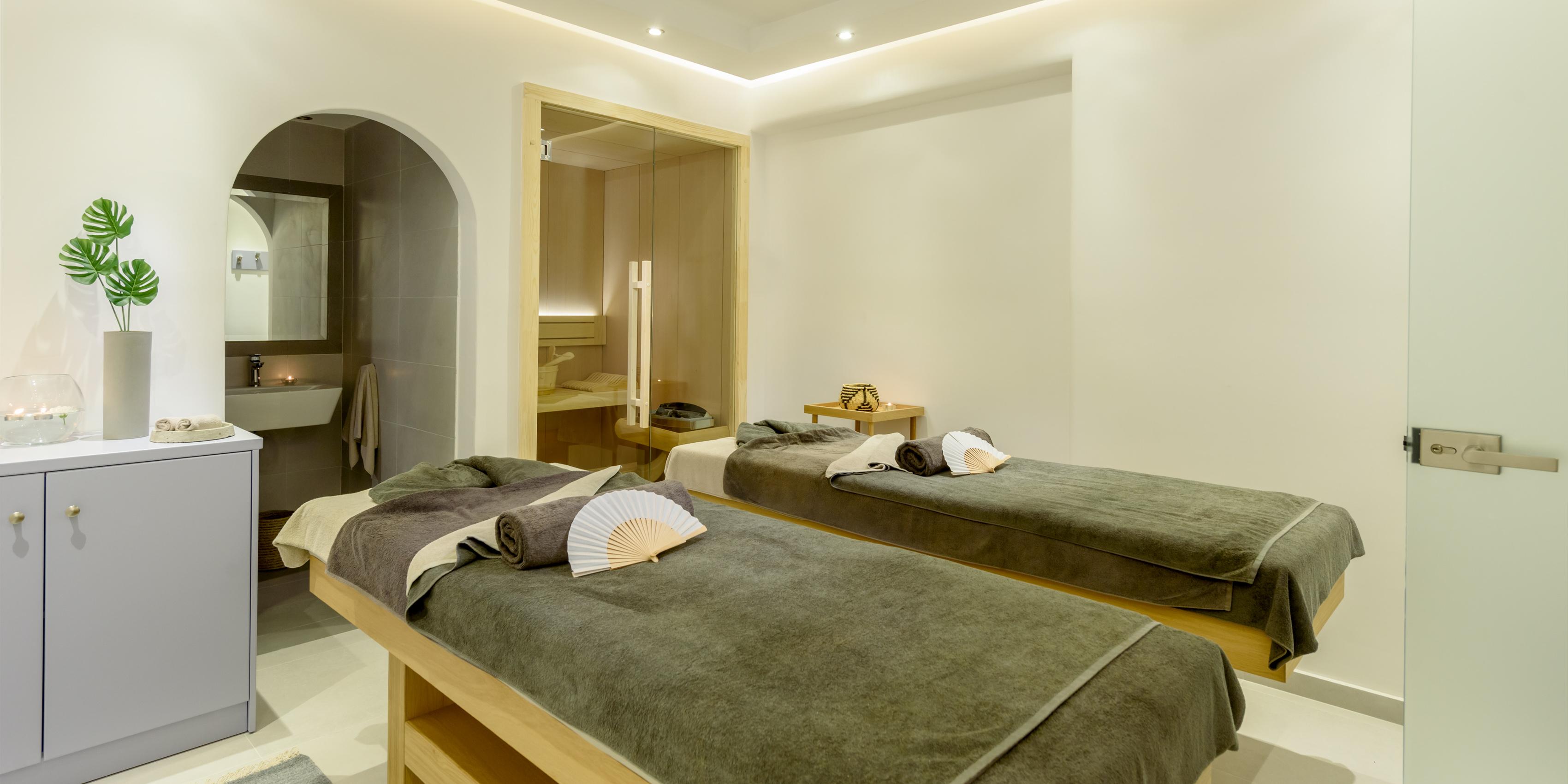 Antoperla Luxury Hotel&spa Perissa (Santorini)